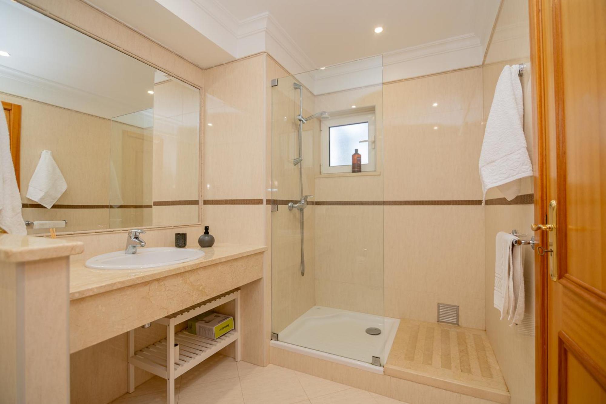Quinta Da Boa Nova - Cheerful And Spacious 2-Bedroom Duplex 에스톰바 외부 사진