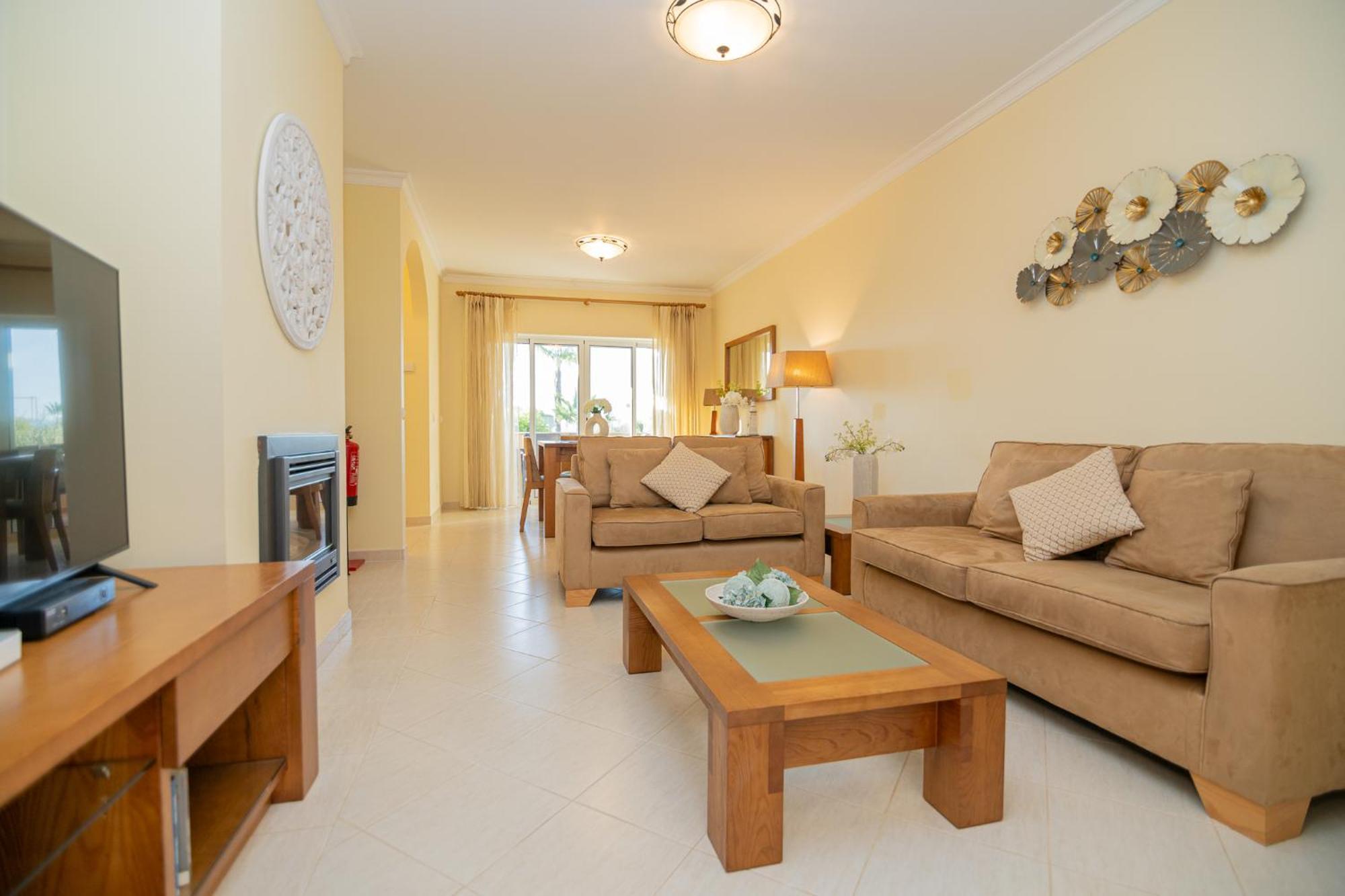 Quinta Da Boa Nova - Cheerful And Spacious 2-Bedroom Duplex 에스톰바 외부 사진
