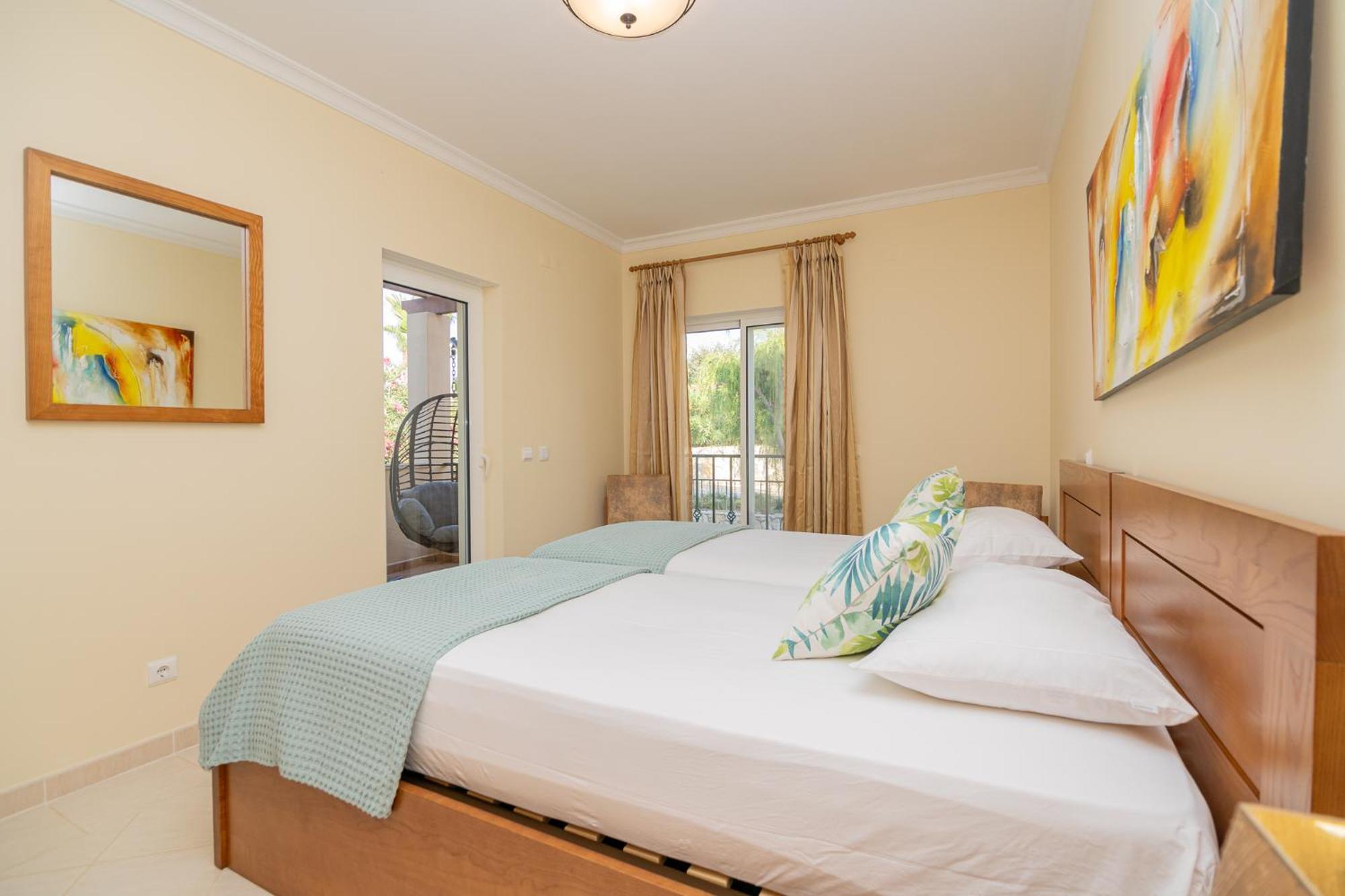Quinta Da Boa Nova - Cheerful And Spacious 2-Bedroom Duplex 에스톰바 외부 사진